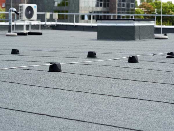Top-Reasons-to-Install-a-Flat-Roof-This-Summer.jpg